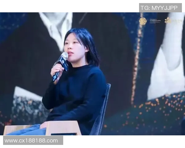 与赵敏对话探索她的滑板生涯与梦想之路