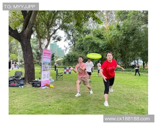 广州飞盘队与武汉飞盘队赛后复盘分析两队状态及表现对比